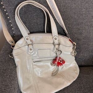 Coach poppy white/gray crossbody